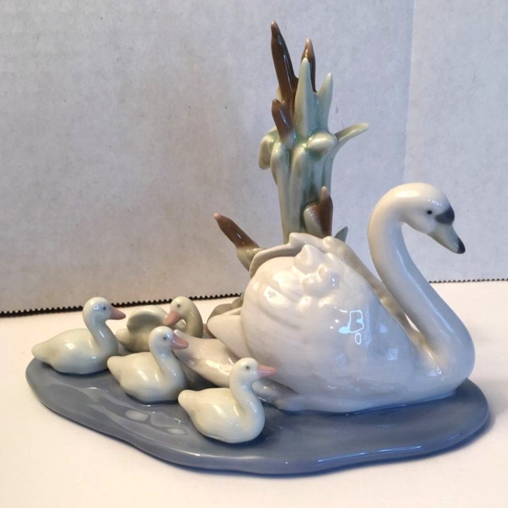 LLARDRO FOLLOW ME #5722